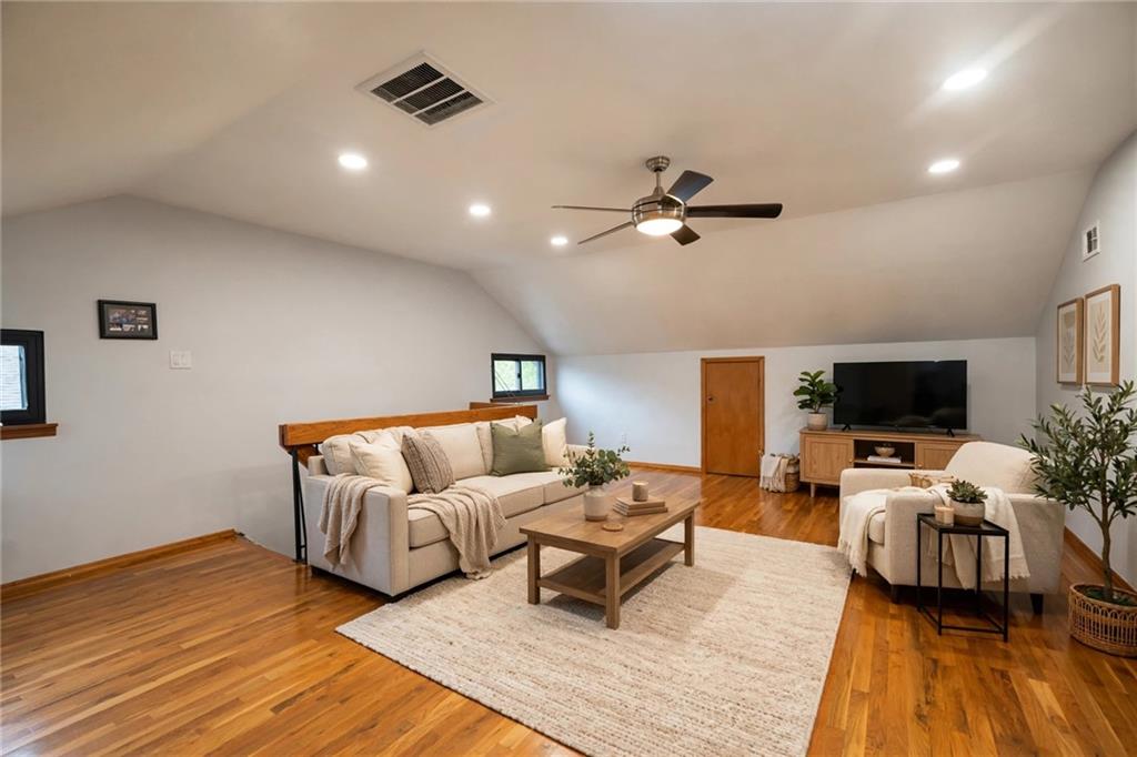 267 Rolling Hill Green 267, Staten  Island, New York, 10312 image 33