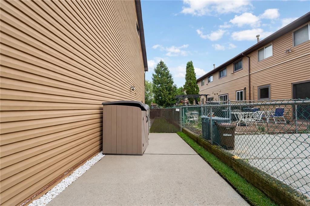 267 Rolling Hill Green 267, Staten  Island, New York, 10312 image 38