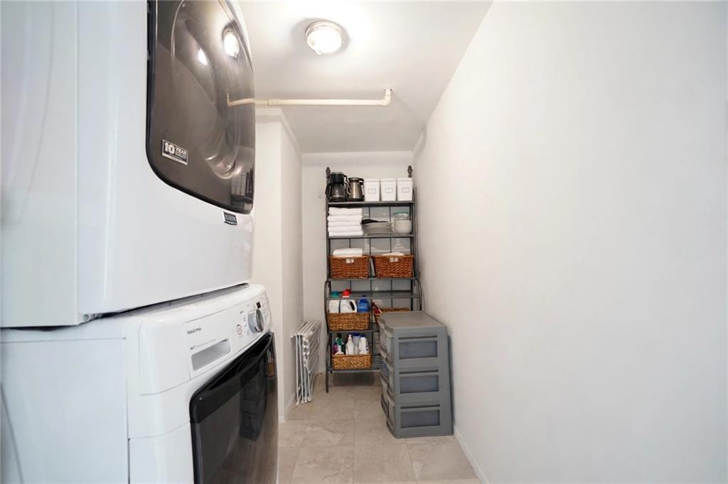 267 Rolling Hill Green 267, Staten  Island, New York, 10312 image 12