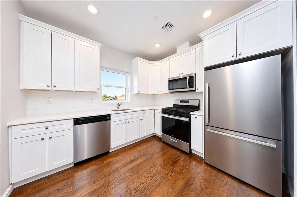 109 Gower Street, Staten  Island, New York, 10314 image 15