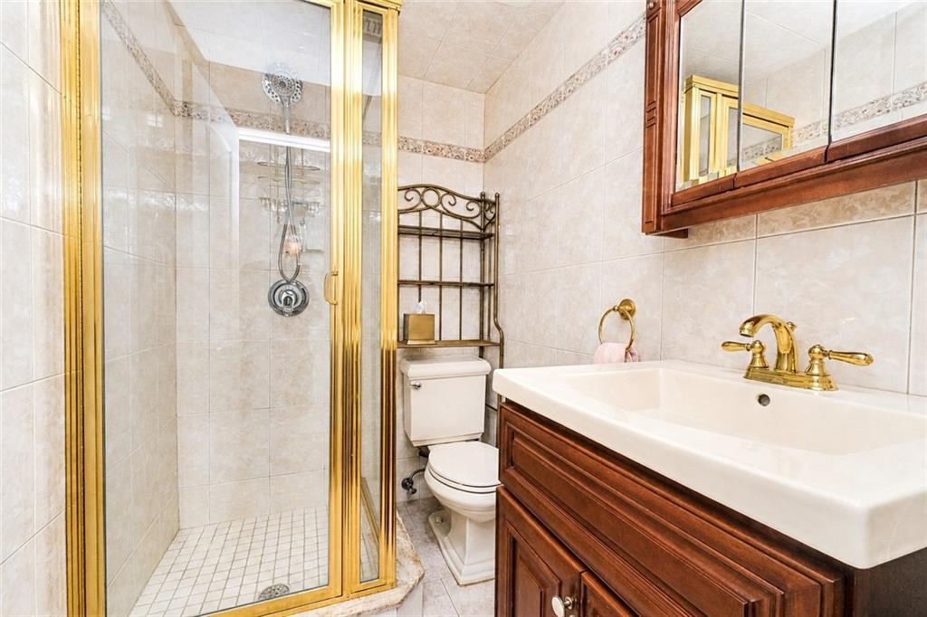 2428 East 2nd Street, Brooklyn, New York, 11218 image 37