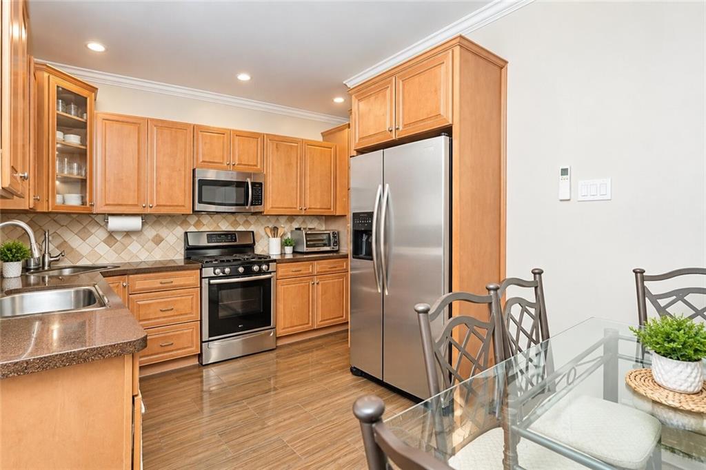 1837 East 33rd Street, Brooklyn, New York, 11234 image 12