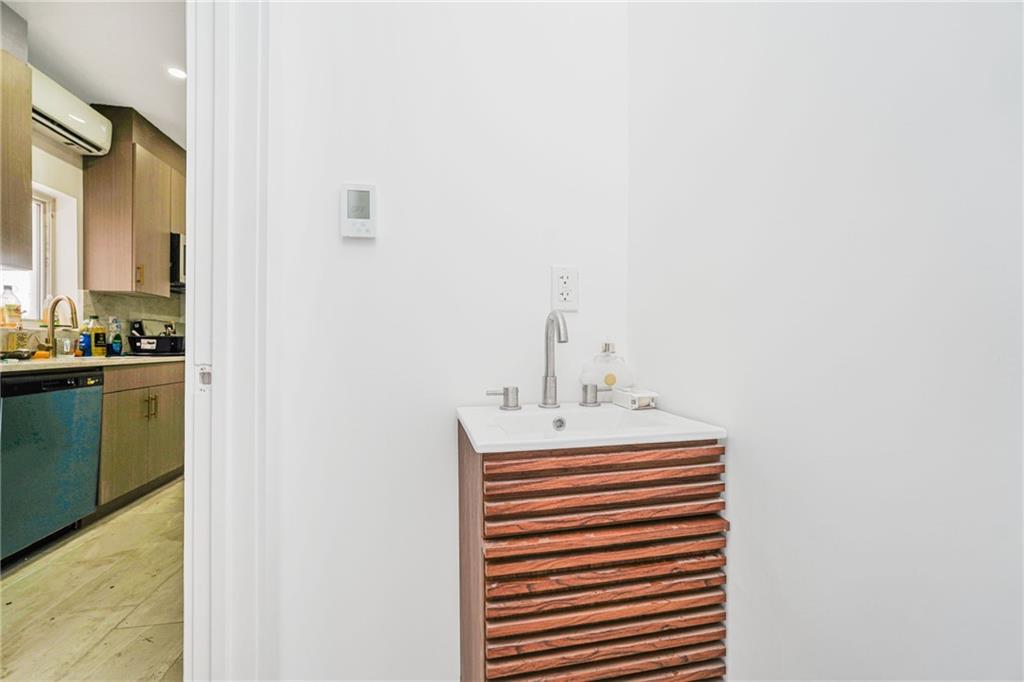 8 Brighton Court, Brooklyn, New York, 11223 image 13