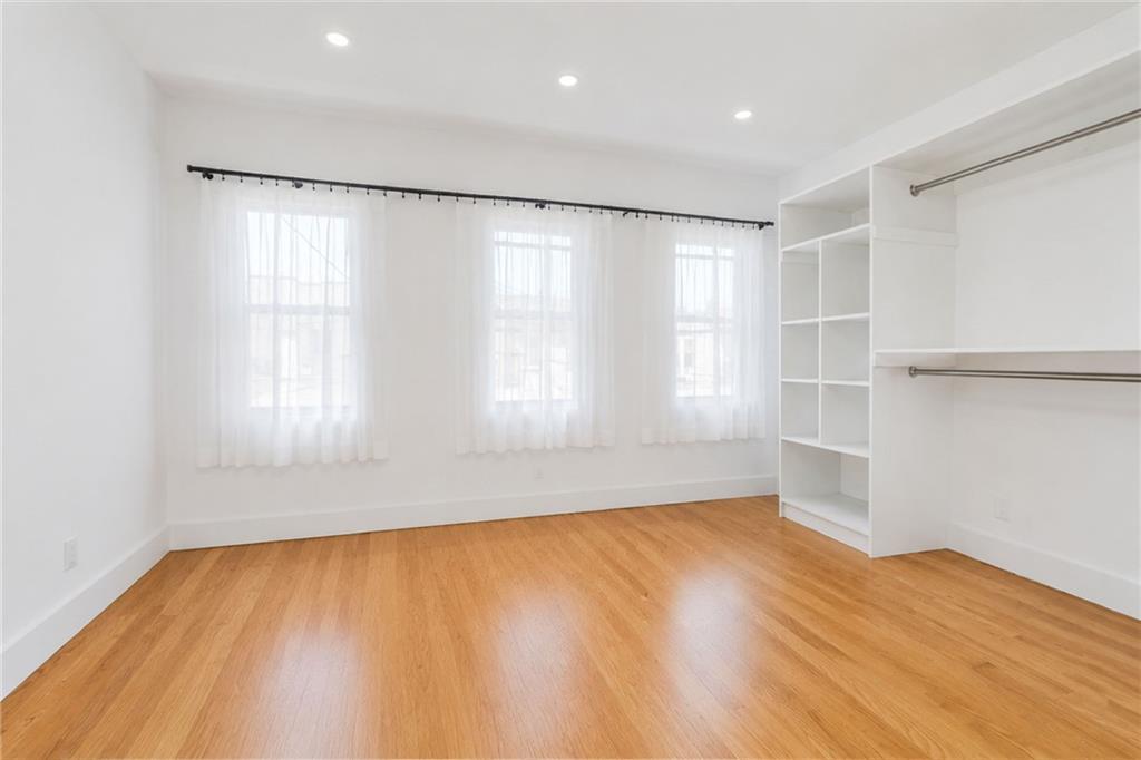 8 Brighton Court, Brooklyn, New York, 11223 image 17