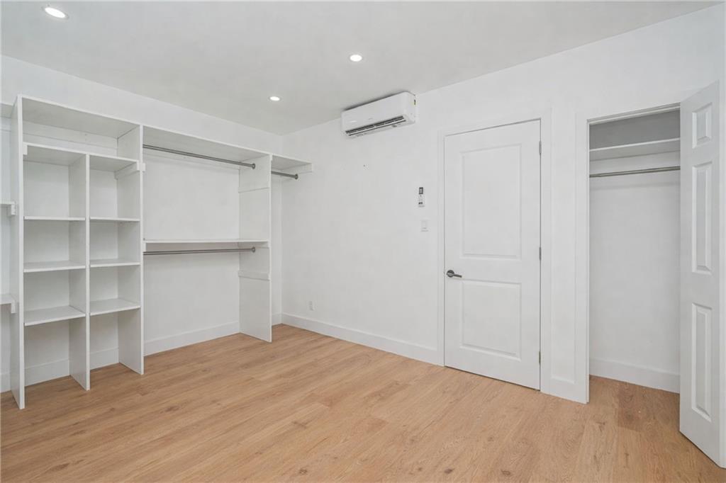 8 Brighton Court, Brooklyn, New York, 11223 image 18
