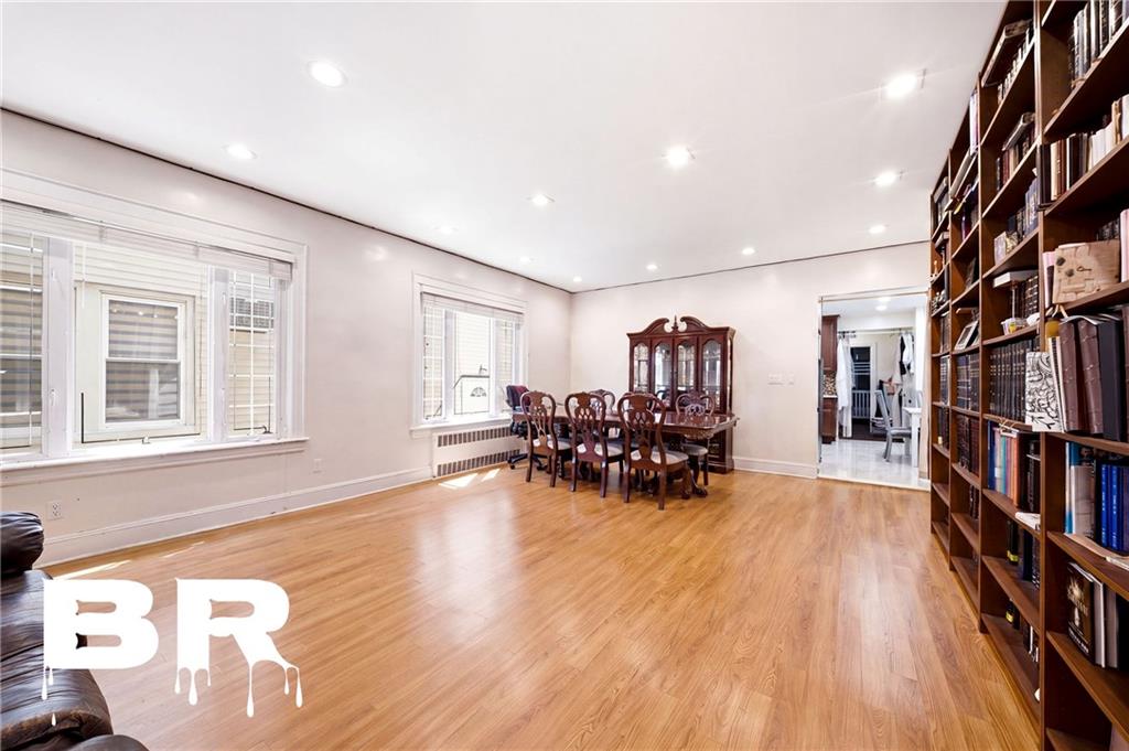1732 East 15th Street Image 3