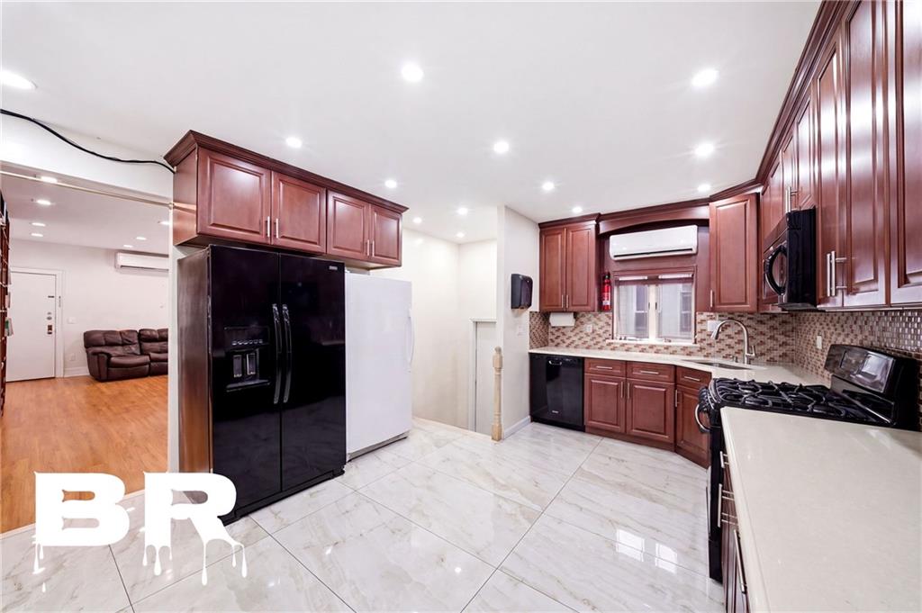 1732 East 15th Street, Brooklyn, New York, 11229 image 8