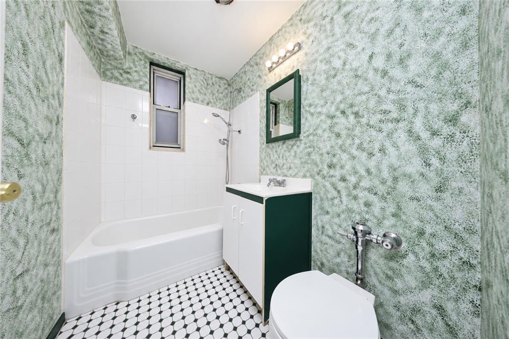 221 Mcdonald Avenue 1G, Brooklyn, New York, 11218 image 11