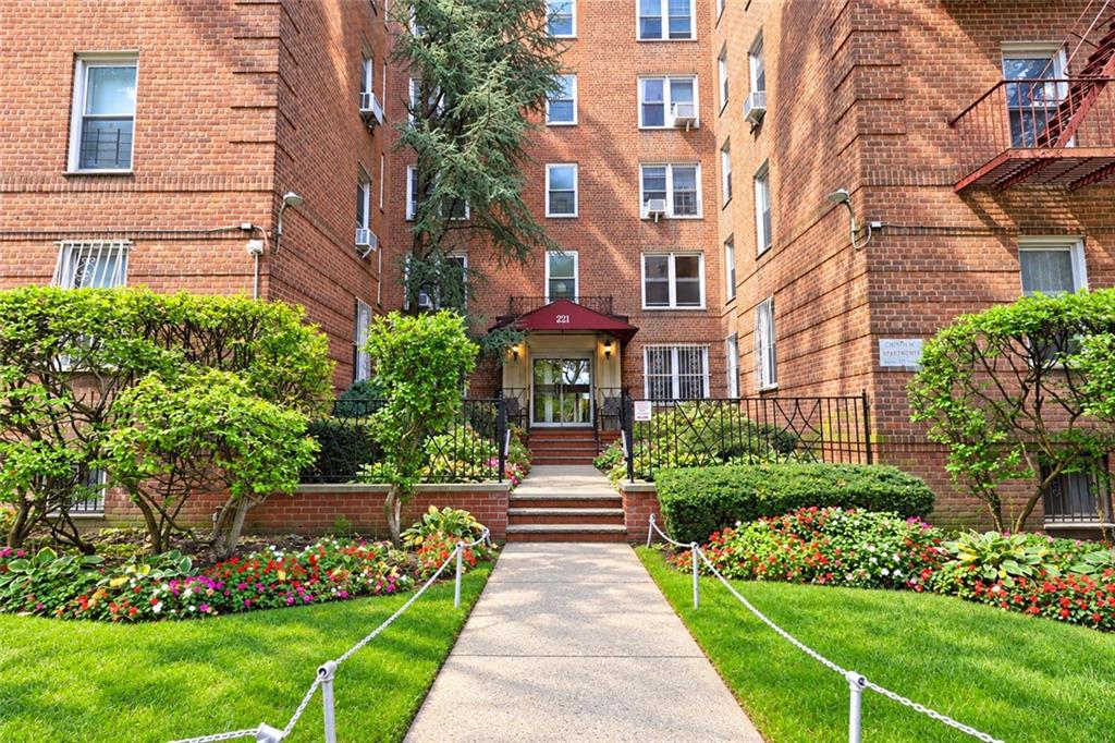 221 Mcdonald Avenue 1G, Brooklyn, New York, 11218 image 24