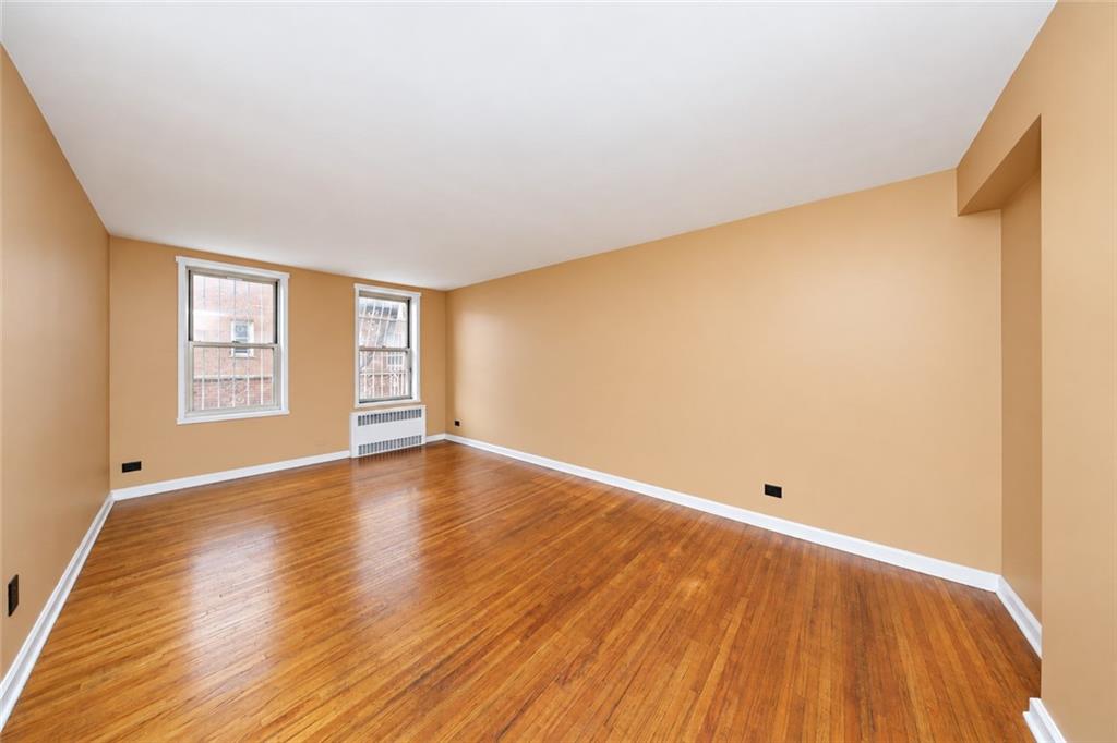 221 Mcdonald Avenue 1G Image 5