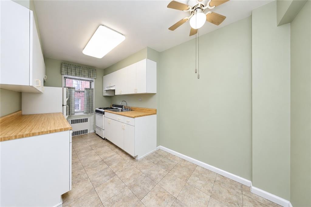 221 Mcdonald Avenue 1G, Brooklyn, New York, 11218 image 8