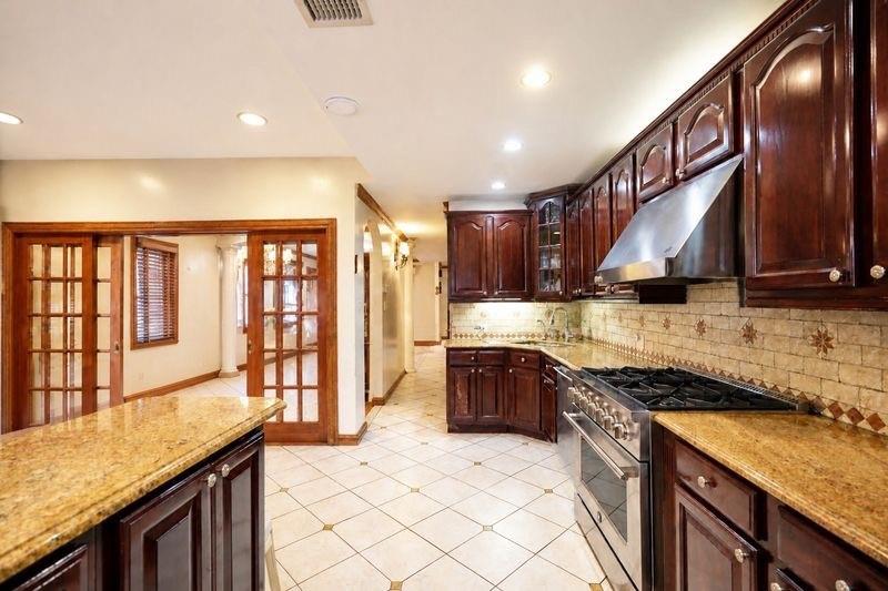 143 Irwin Street, Brooklyn, New York, 11235 image 7