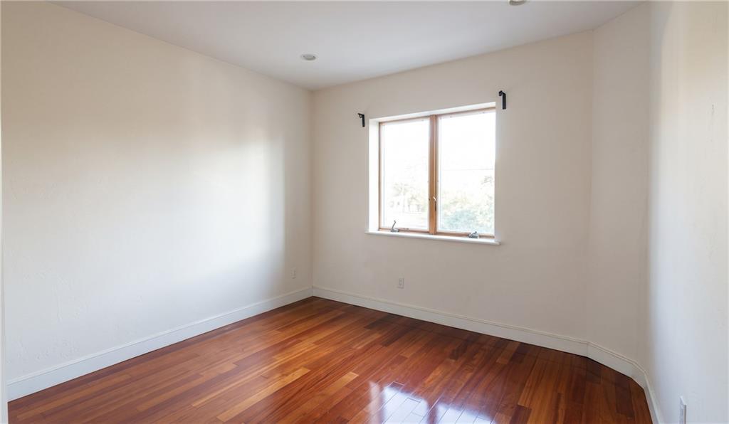 2113 Kings Highway 3B Image 5