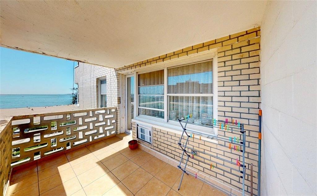 1311 BRIGHTWATER Avenue 5D Image 2