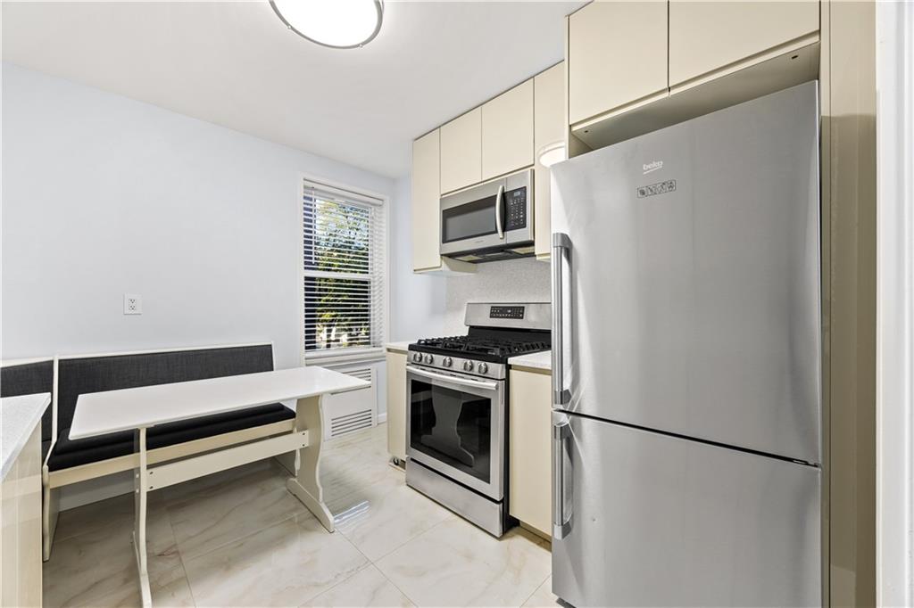 394 Avenue S 2F, Brooklyn, New York, 11223 image 6