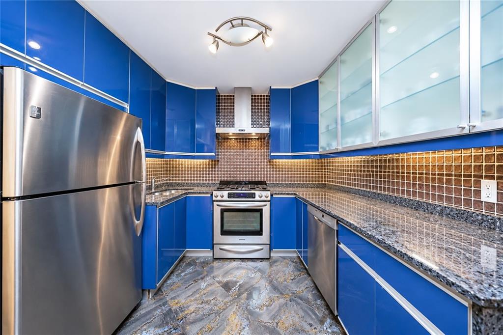 2805 East 26th Street 2B Image 4