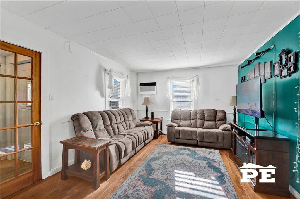 17 Dictum Court, Brooklyn, New York, 11229 image 10