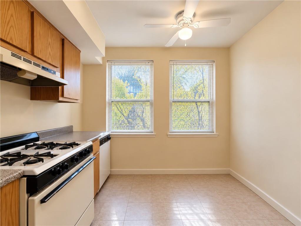 107 Vanderbilt Avenue b Image 3