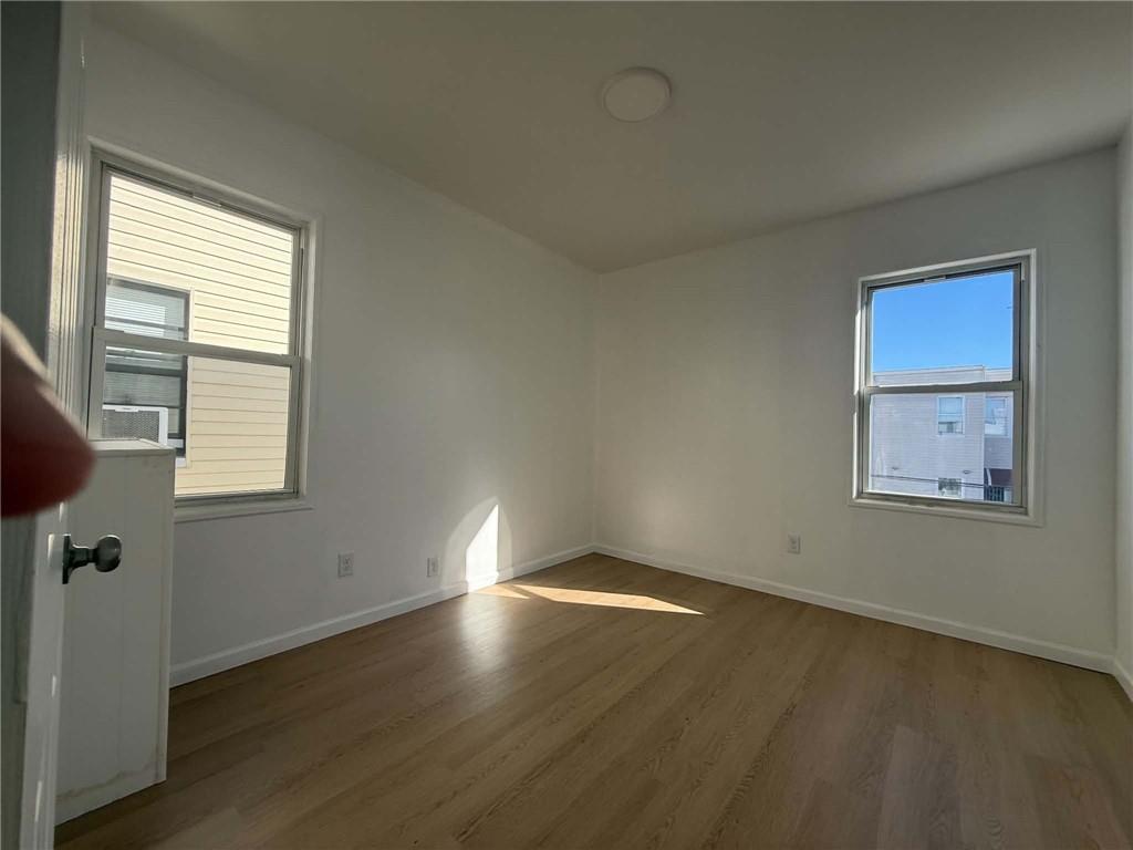 1855 West 6 Street Image 5