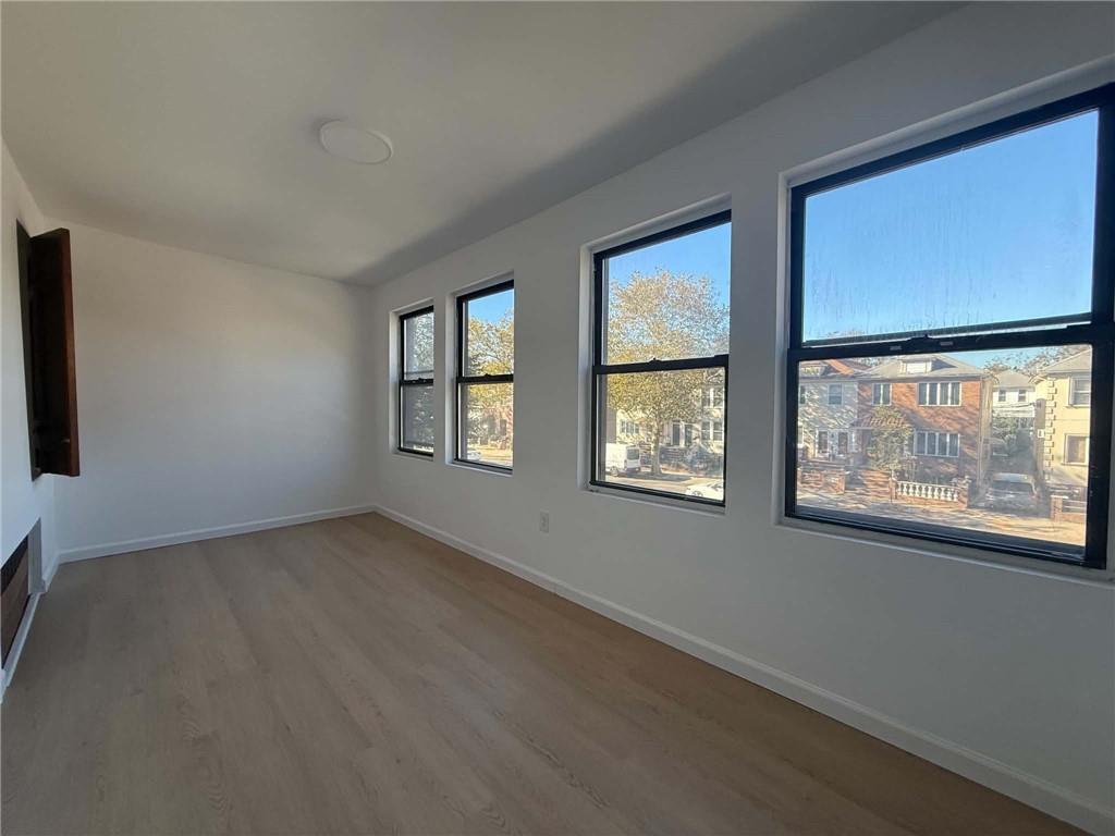 1855 West 6 Street Image 2