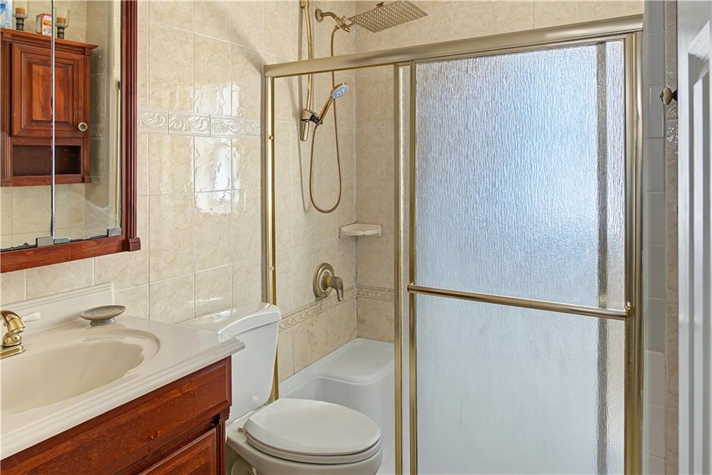 1711 East 54th Street, Brooklyn, New York, 11234 image 12