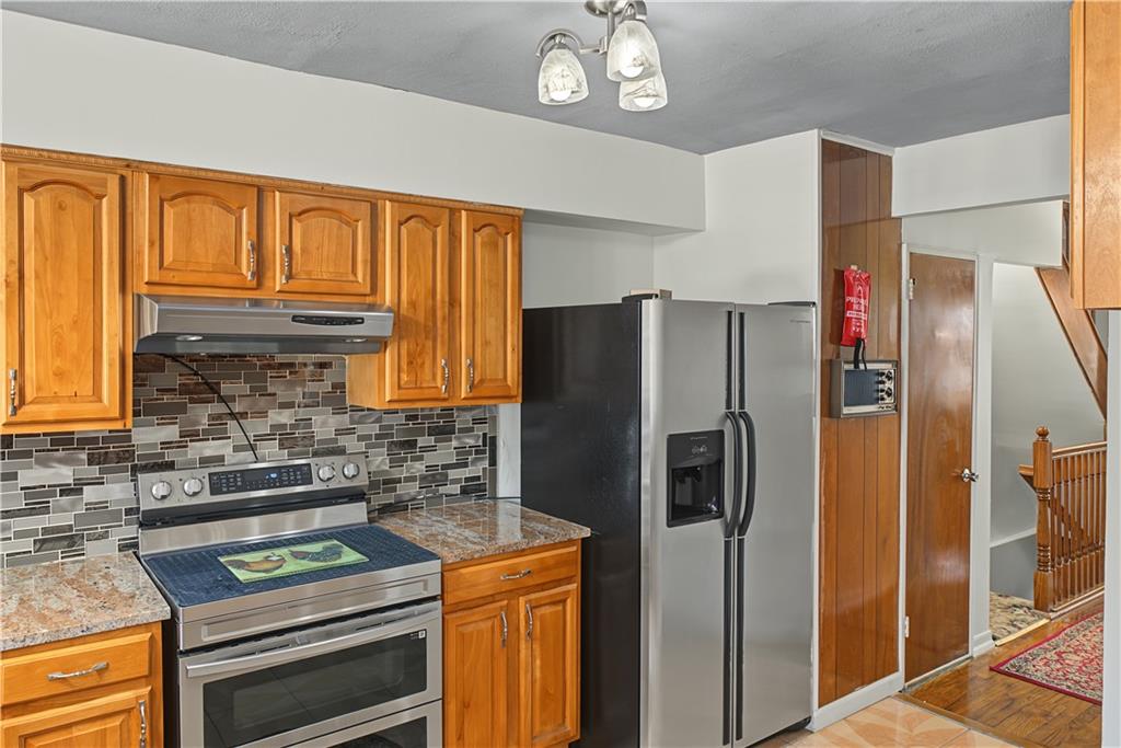 1711 East 54th Street Image 2