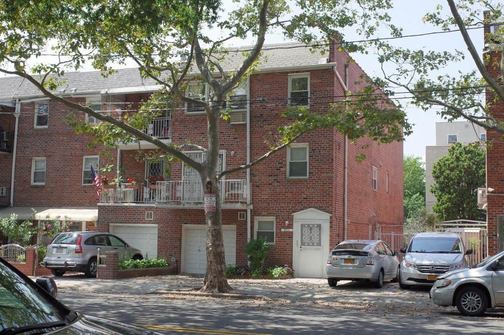 8826 24th Avenue Image 4