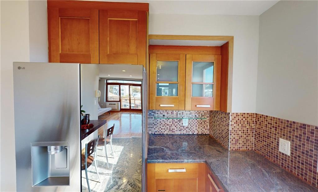 2829 Haring Street 7 Image 3