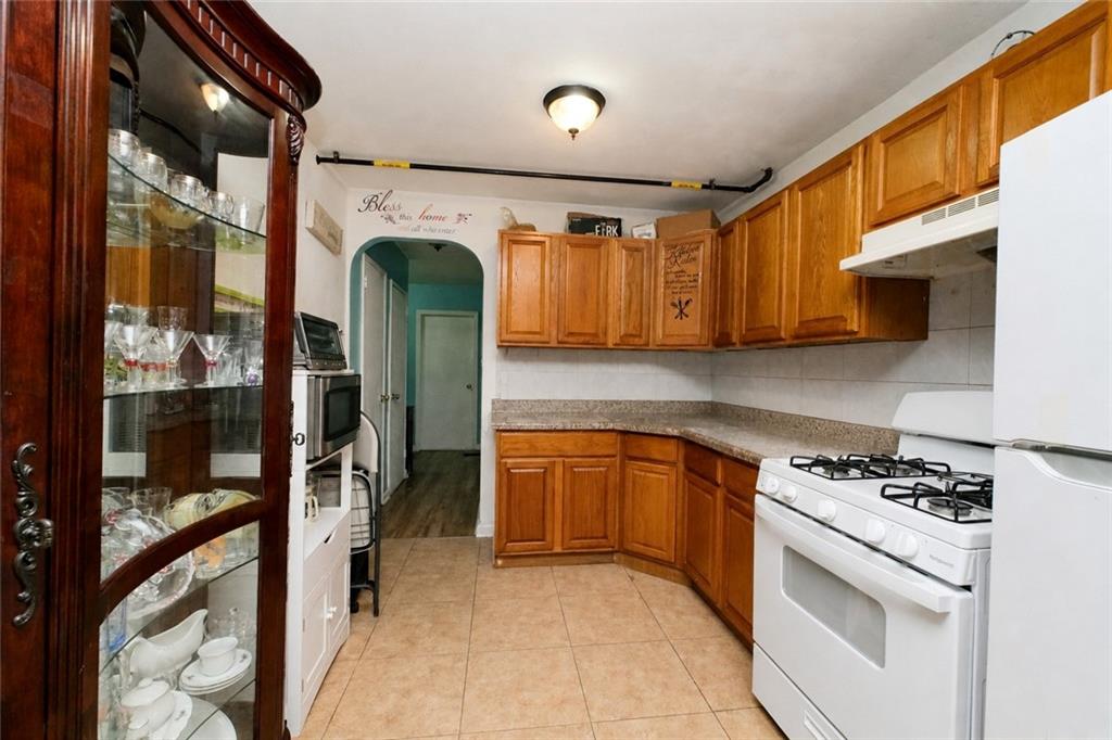 1846 East 52nd Street, Brooklyn, New York, 11234 image 18