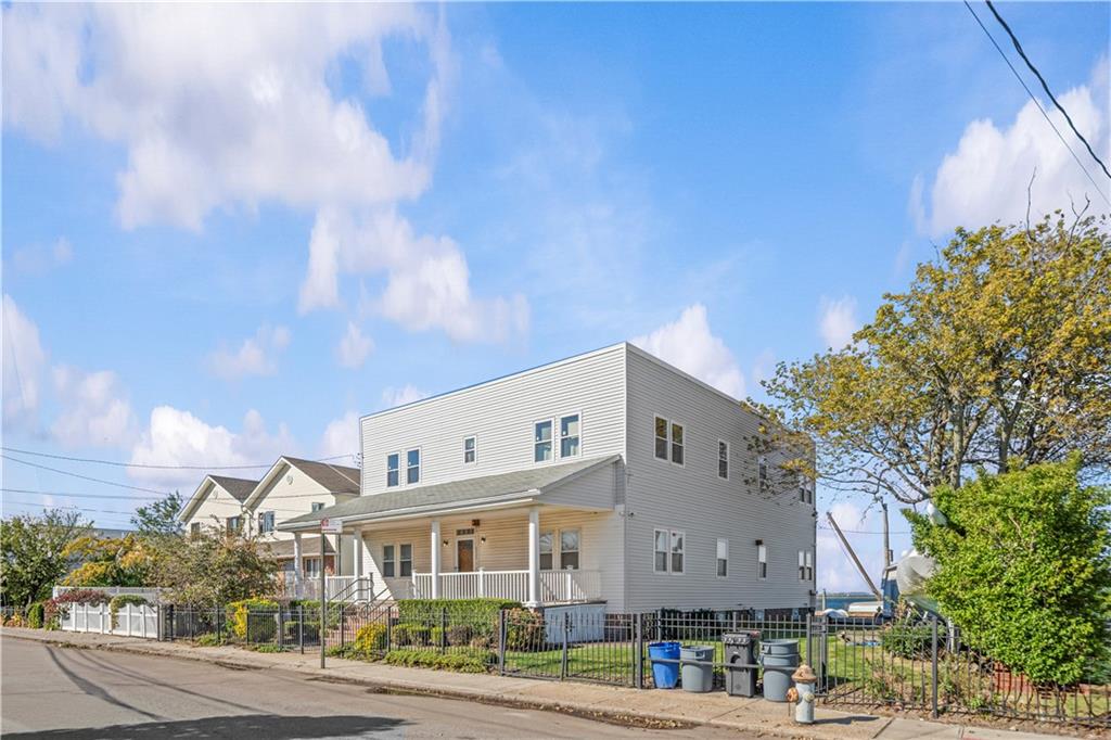6902 Bayfield Avenue Image 3