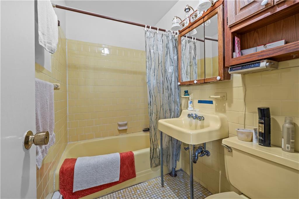 6902 Bayfield Avenue, Arverne, New York, 11692 image 15