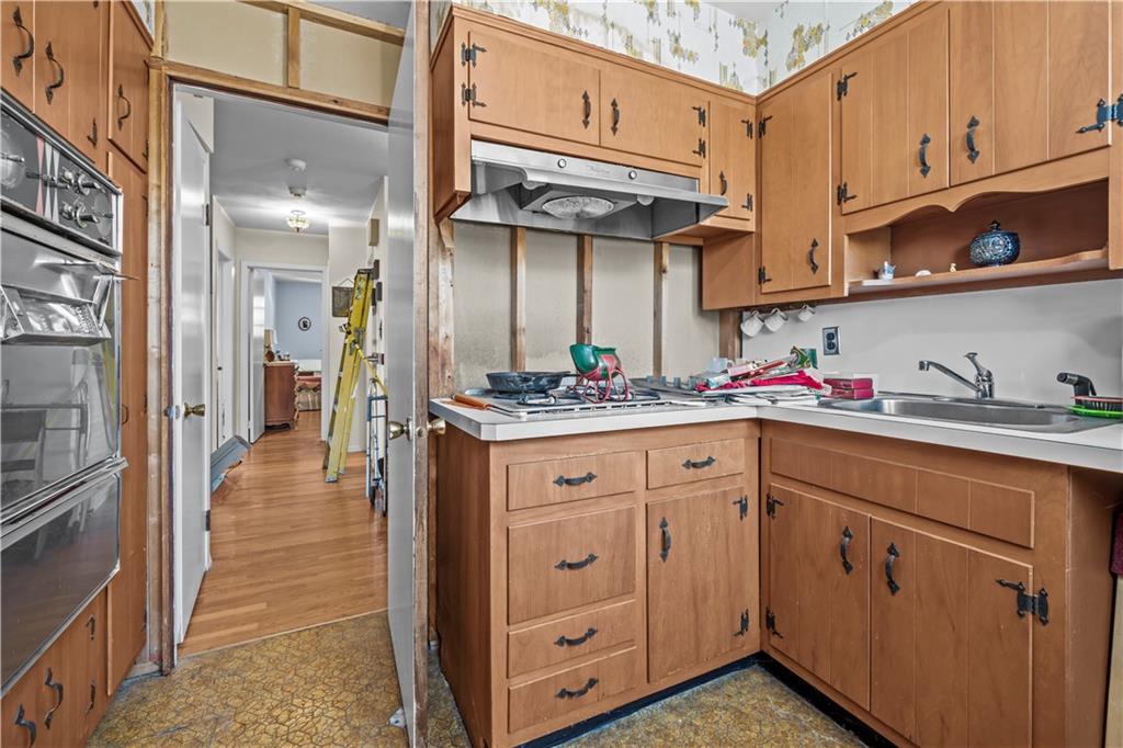 6902 Bayfield Avenue, Arverne, New York, 11692 image 16