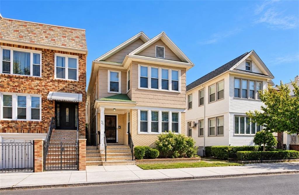 1763 East 16th Street Image 2