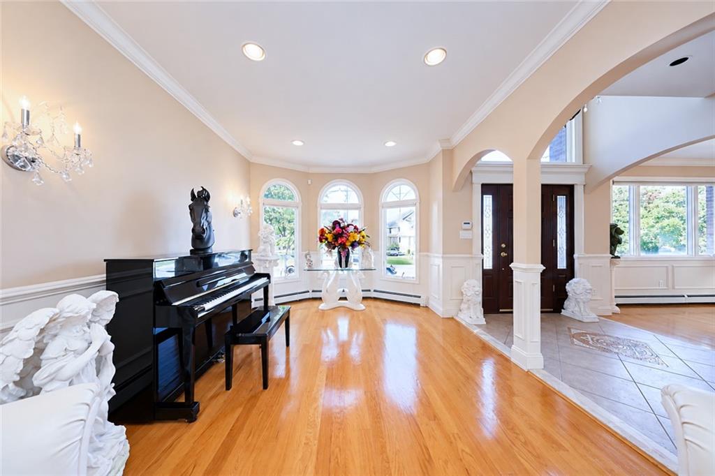 214 Mason Boulevard, Staten  Island, New York, 10309 image 8