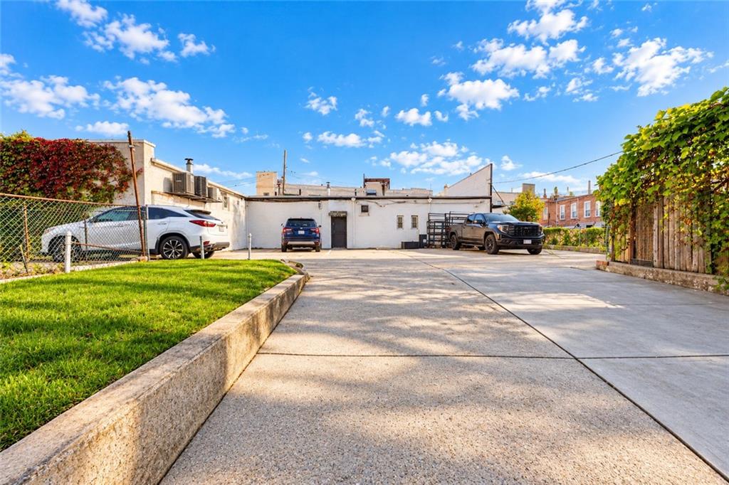 1607 Avenue W Image 4