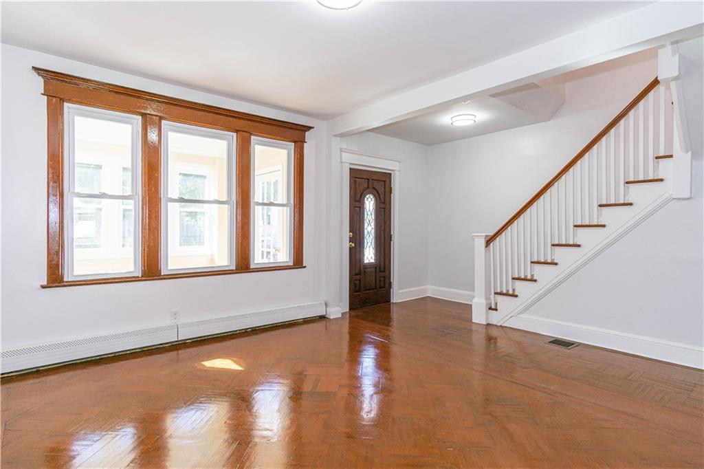 63 New Street, New York, 10302 image 12