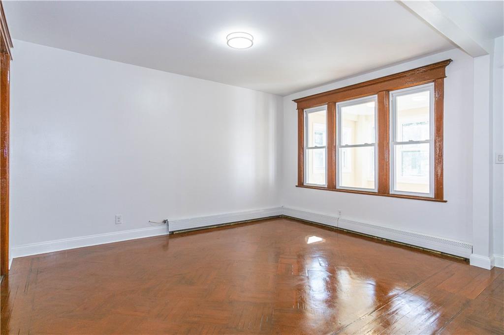 63 New Street, New York, 10302 image 10