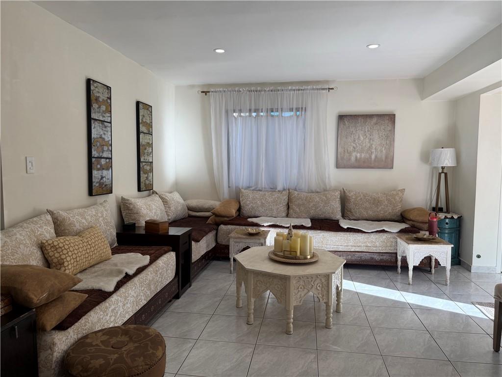 42A GREENNTREE Lane Image 2