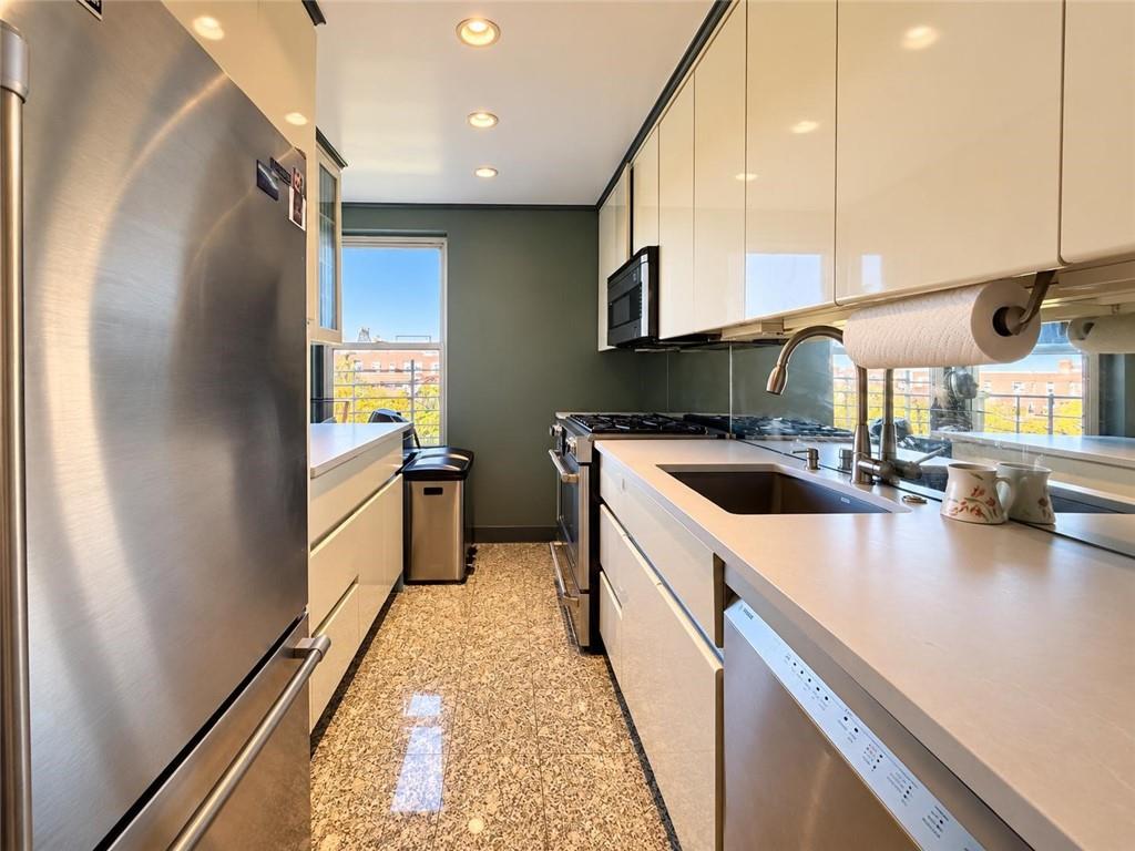1250 Ocean Parkway 6E, Brooklyn, New York, 11230 image 16