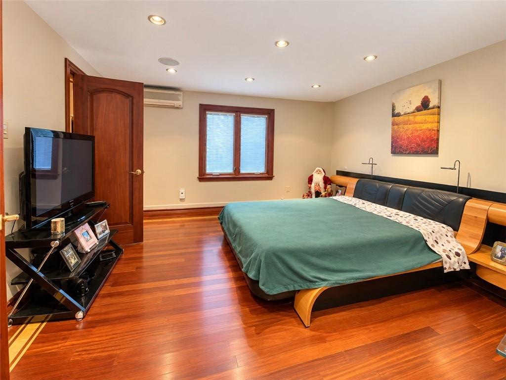 16 Montana Place, Brooklyn, New York, 11234 image 21