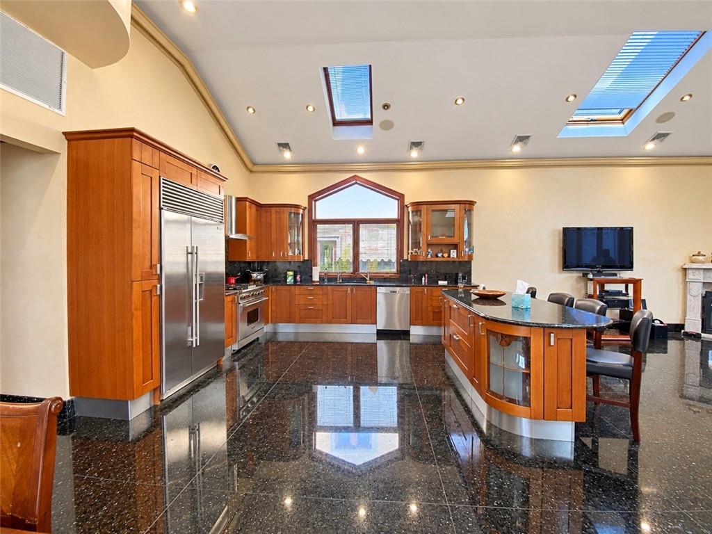 16 Montana Place, Brooklyn, New York, 11234 image 7