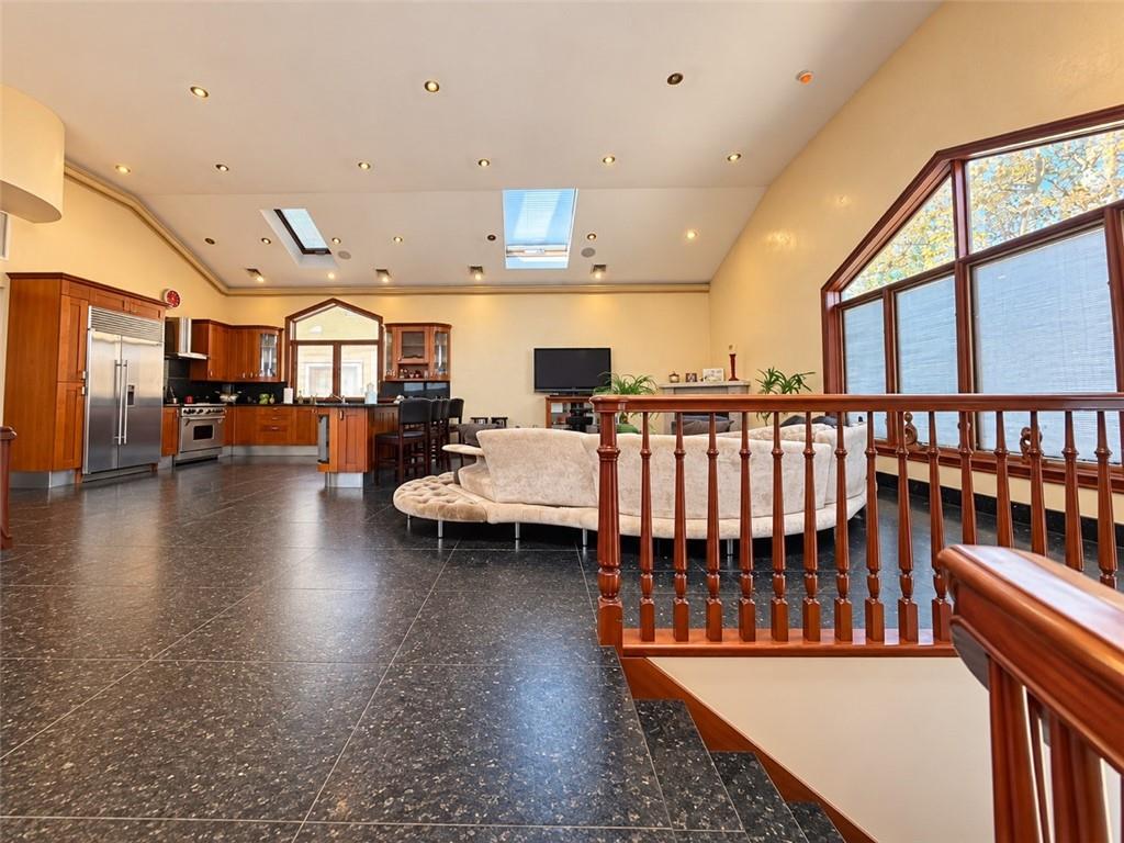 16 Montana Place, Brooklyn, New York, 11234 image 9