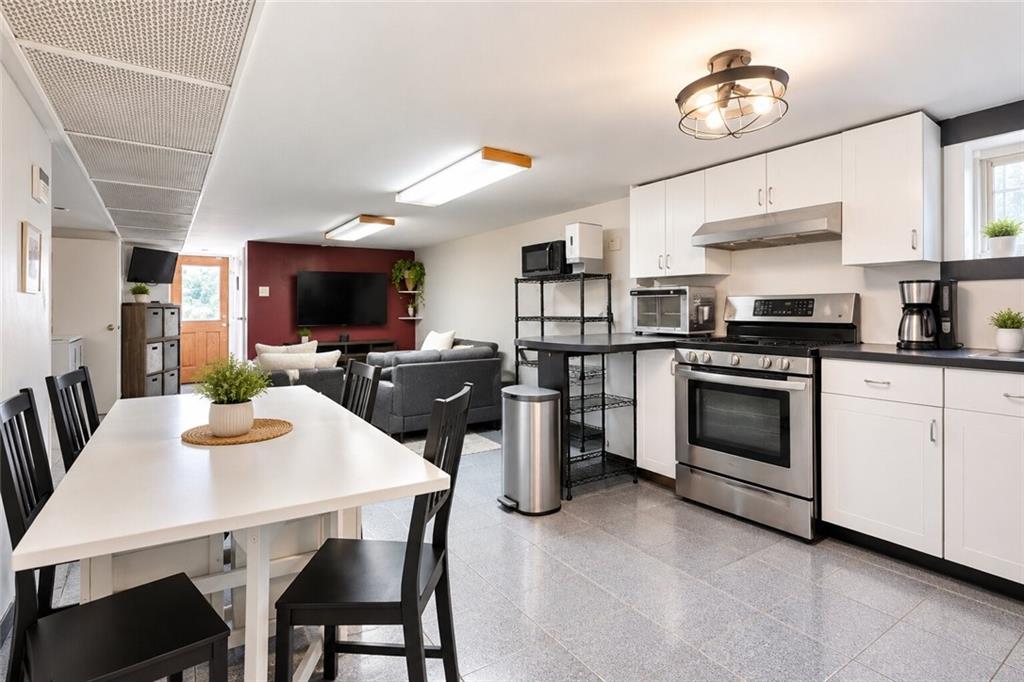 8694 15th Avenue, Brooklyn, New York, 11228 image 24
