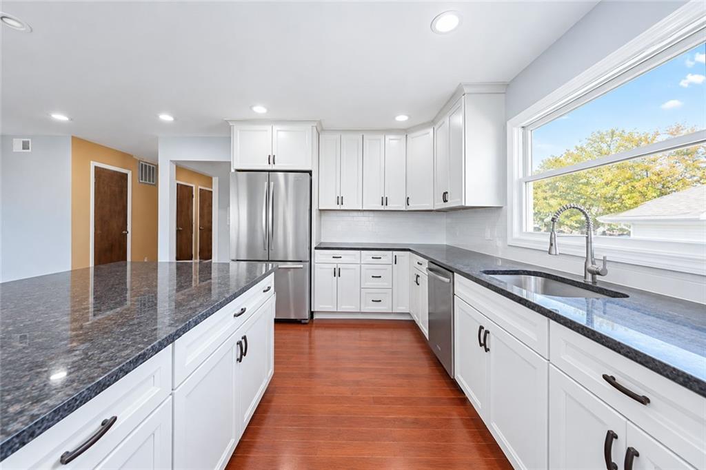615 Page Avenue, Staten  Island, New York, 10307 image 23