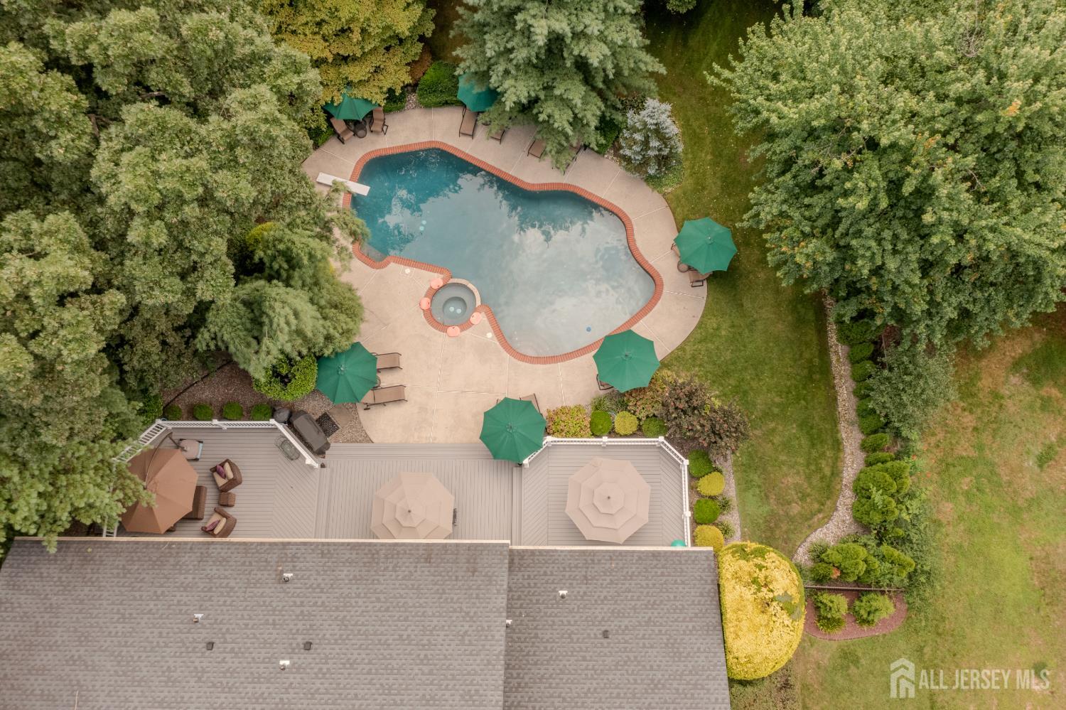 6 Burlington Lane, East Brunswick, NJ, 08816 image 81
