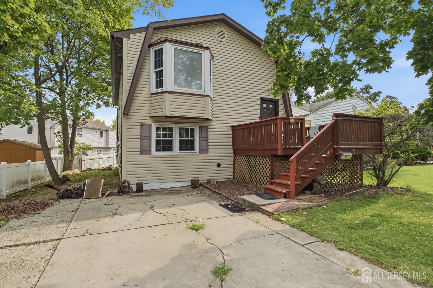 7 Exeter Street Image 2