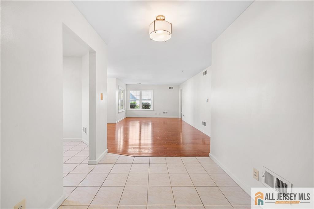 16 Andrew Johnson Drive B Image 5