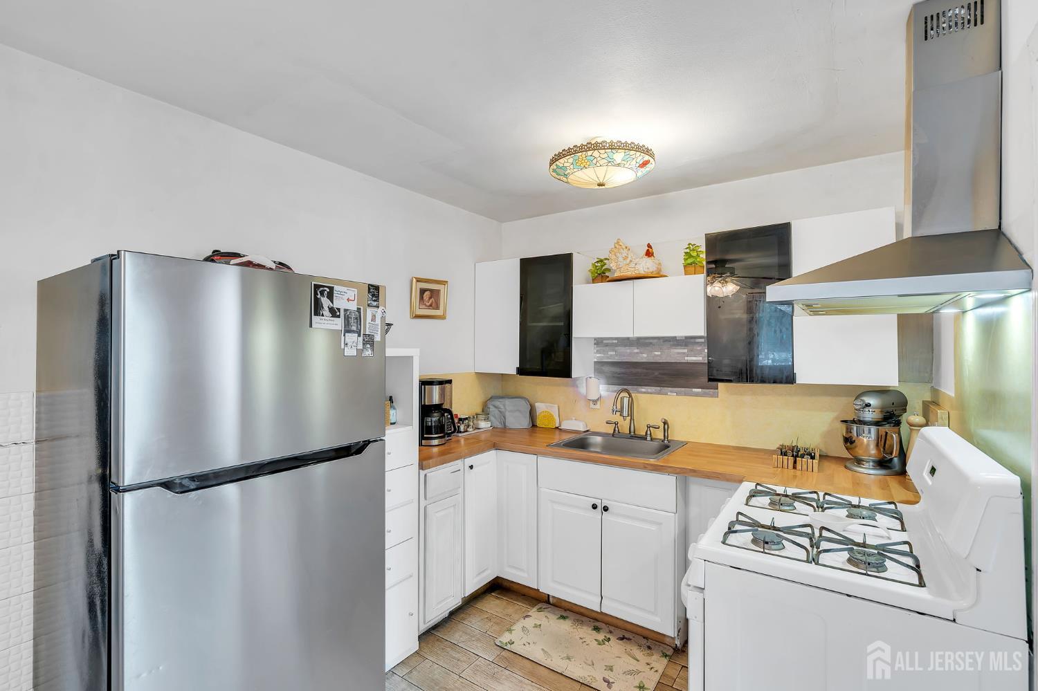 38 Susan Lane, East Brunswick, NJ, 08816 image 7