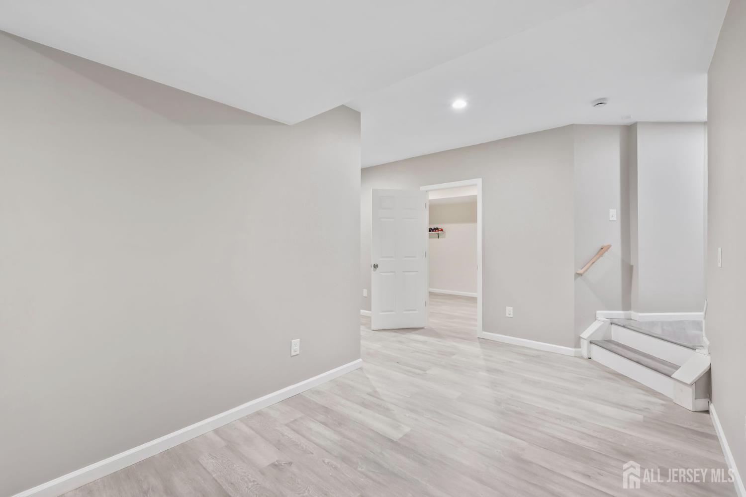 2202 Timber Ridge Court, Parlin, NJ, 08859 image 33