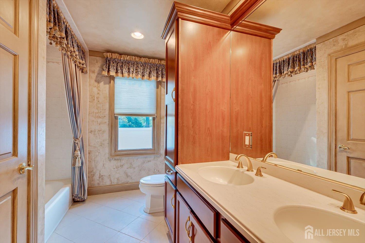 21 Stafford Road, Colonia, NJ, 07067 image 34